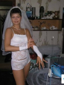 Развратные голые сучки в ролях невест - фото
